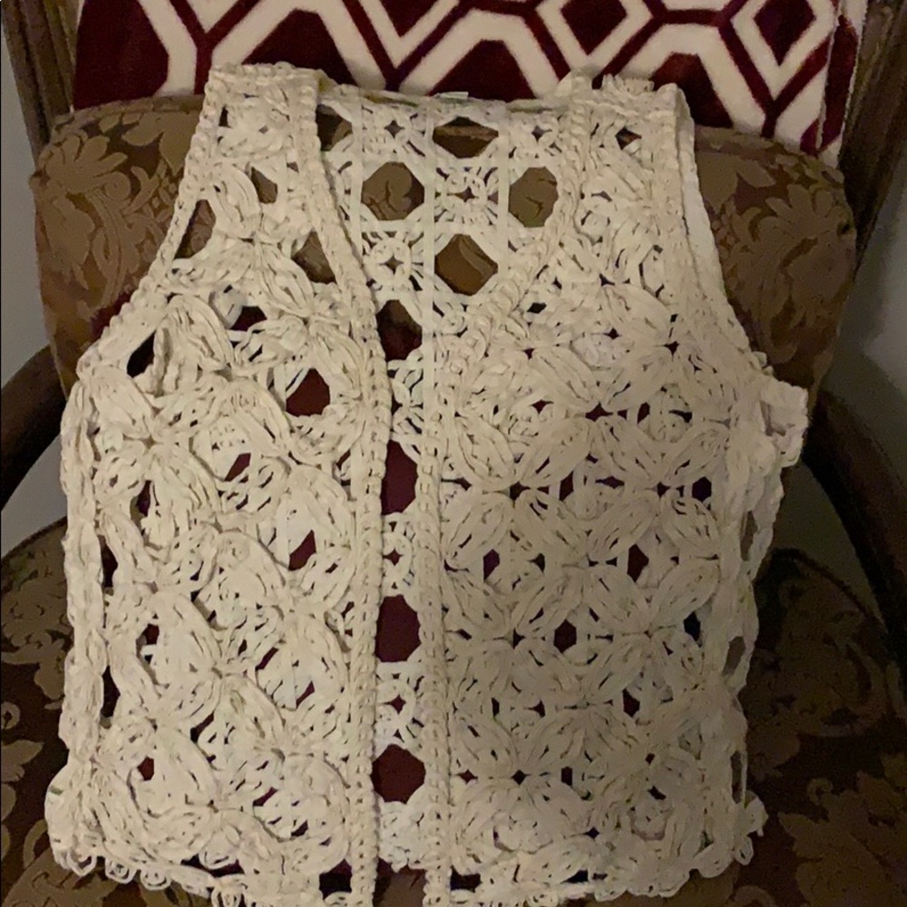 Beige vest